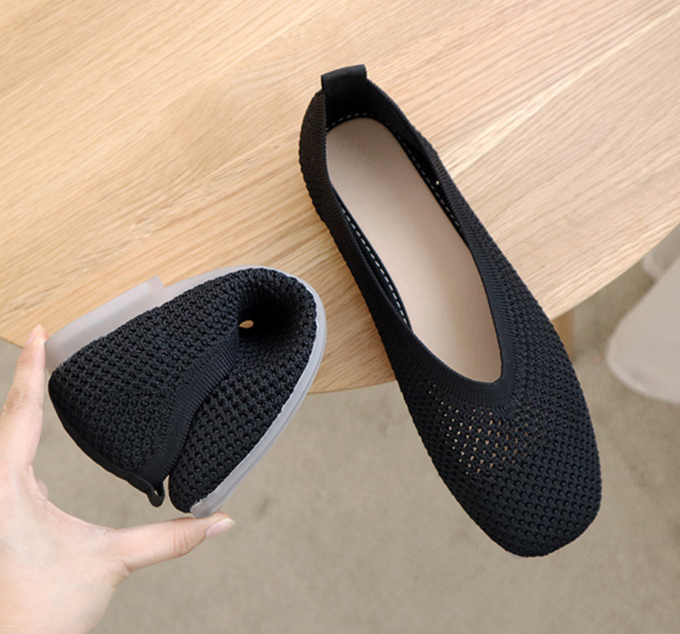 MB | Modische und minimalistische allgemeine Kleidungsstücke