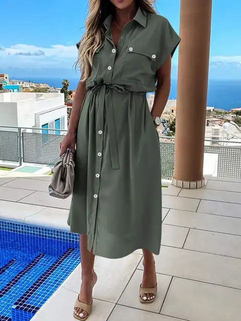 MB | Elegantes Kleid mit Knopfleiste