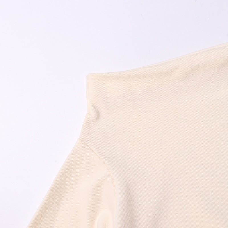 MB | Modisches und minimalistisches Wintertop