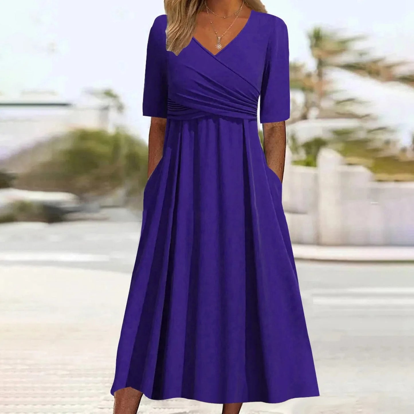 MB | Maxikleid mit V-Ausschnitt