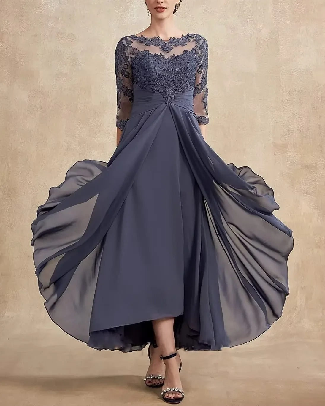 MB | Chiffon Maxikleid mit transparenten Ärmeln in Midi-Länge