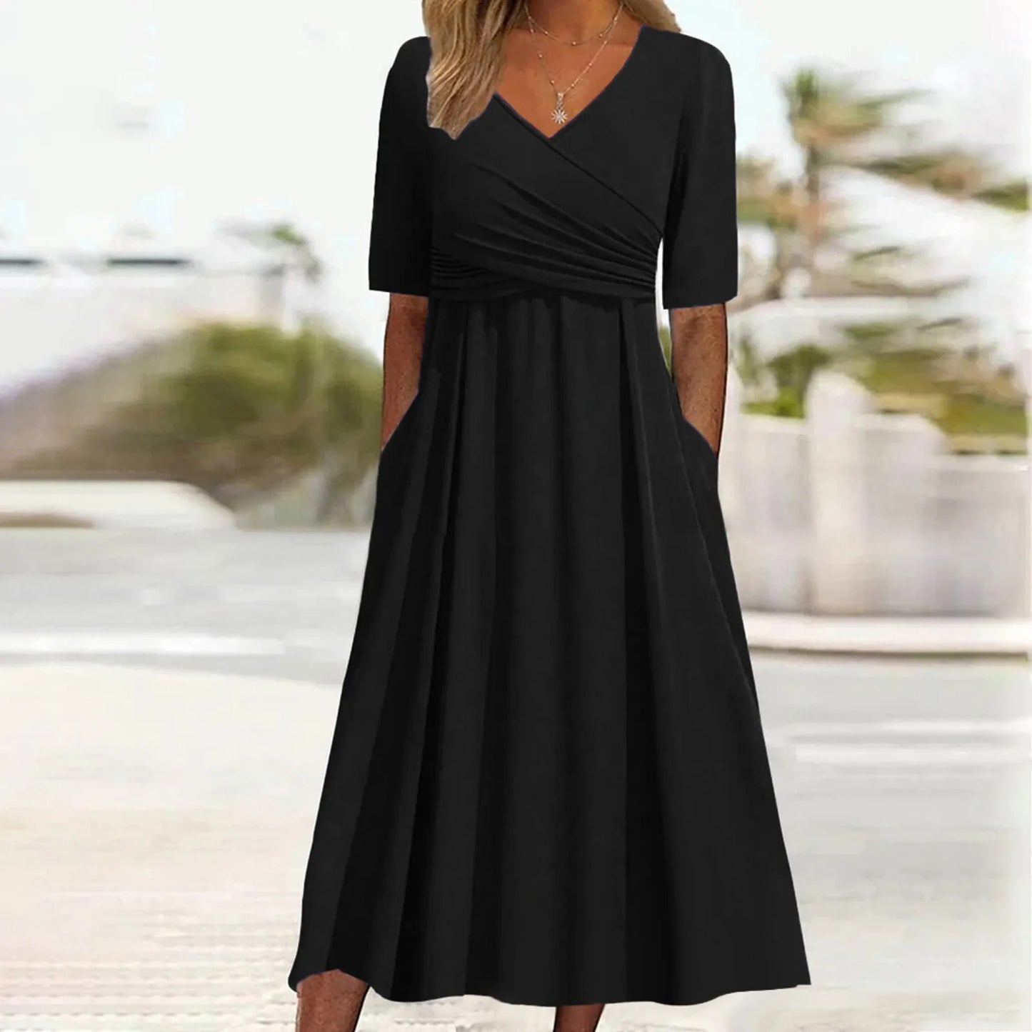 MB | Maxikleid mit V-Ausschnitt