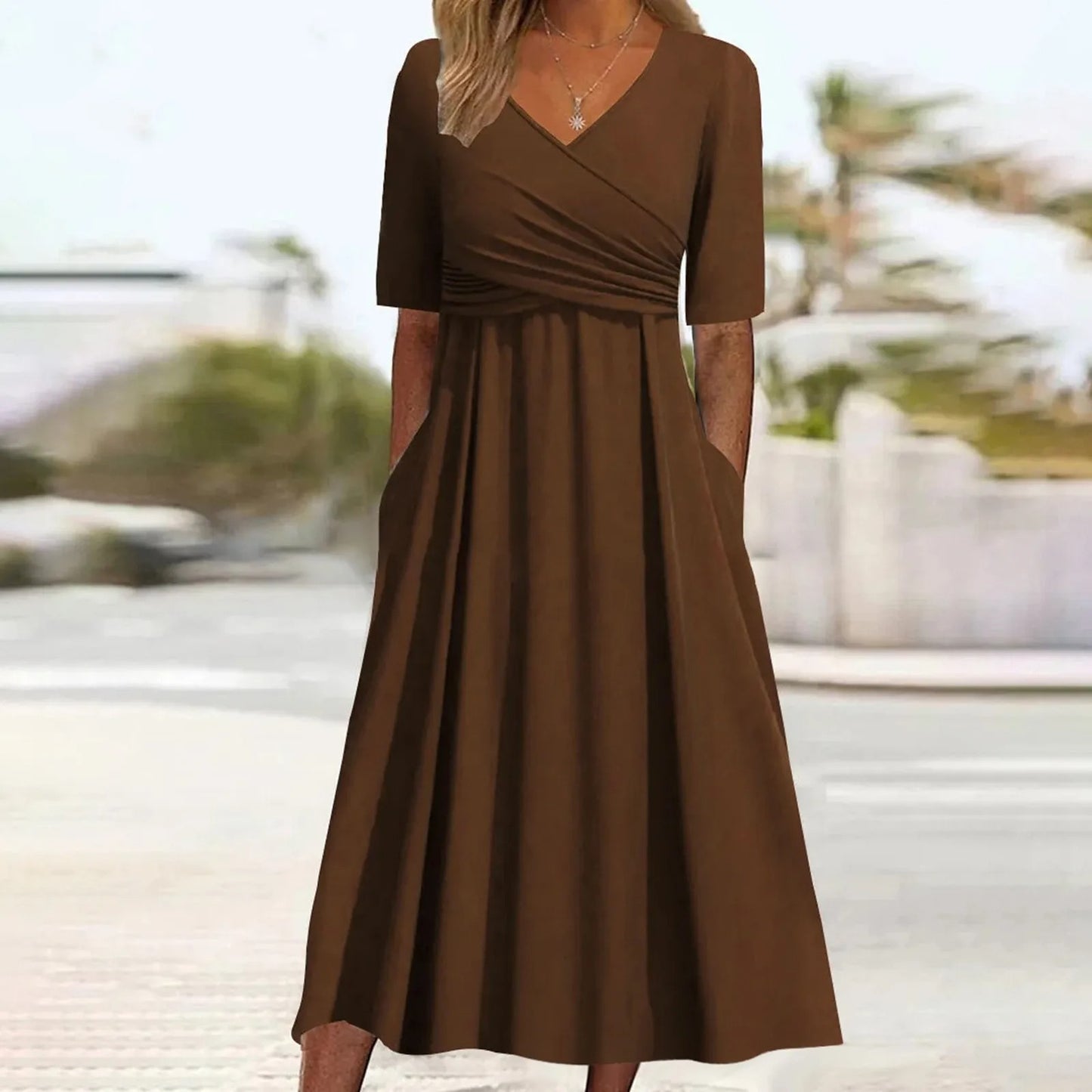MB | Maxikleid mit V-Ausschnitt