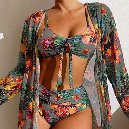 MB | 3-teiliger geblümter Bikini mit Cover-up