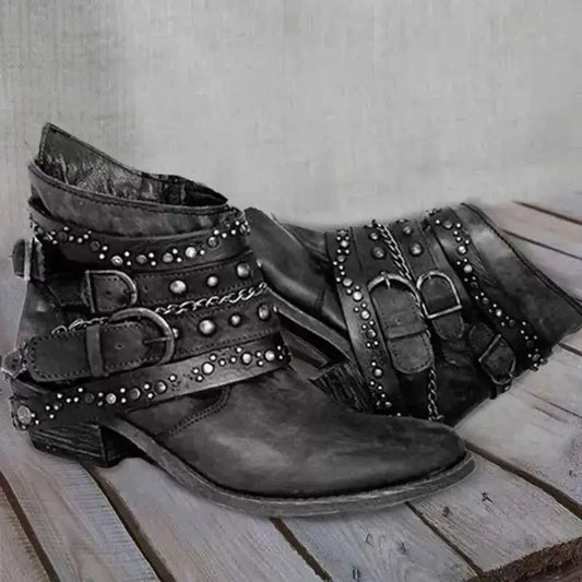 MB | Rockstar Chic Nieten-Stiefeletten