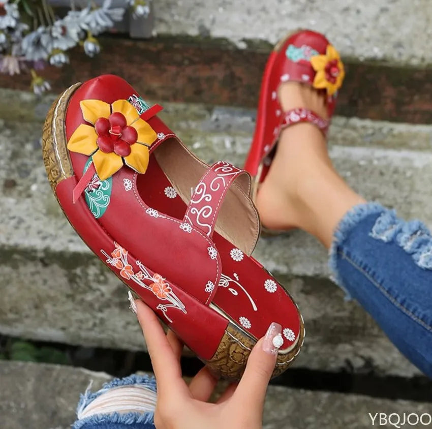 MB | Lässige Slipper mit dicken Sohlen und Blumenmuster