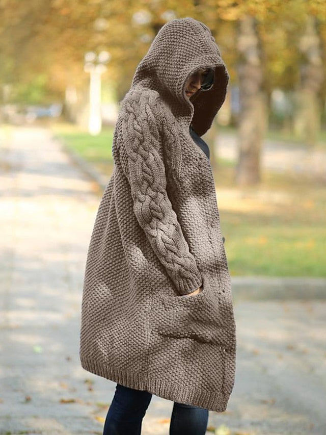 MB | Strickjacke mit Kapuze aus Grobstrick